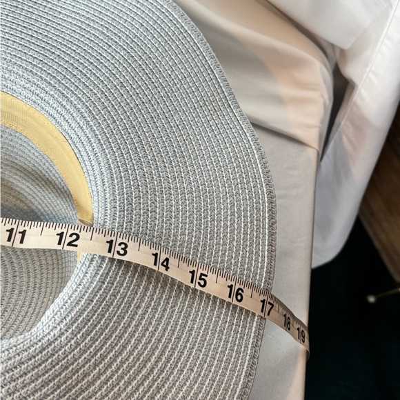 Women’s Wide Brim Sun Hat Pale Blue w/ Ribbon
Bow. - Picture 3 of 4